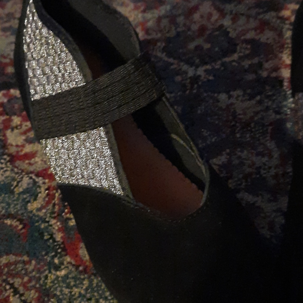 Boots - Picture 4 of 6